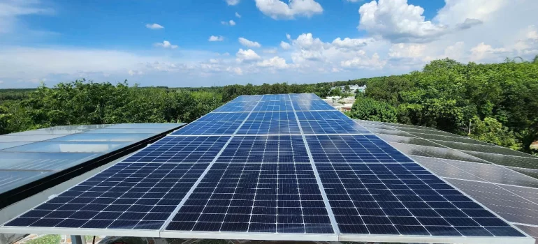 Dự án solar Hybrid hòa lưới có lưu trữ 16KWP 1 pha tại Bình Dương